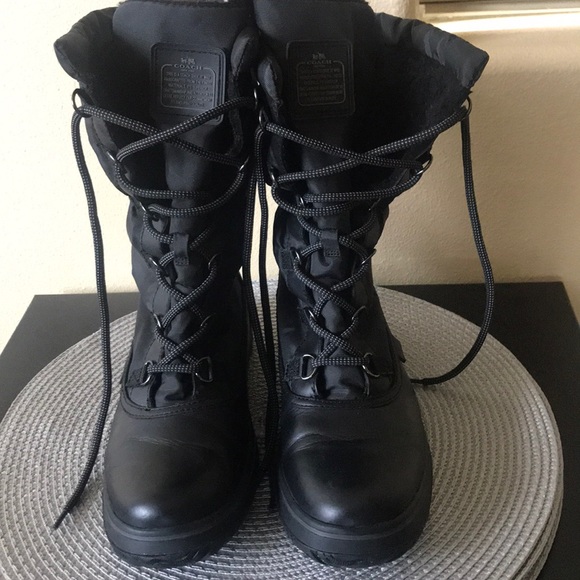 Coach snow boots - Picture 1 of 6